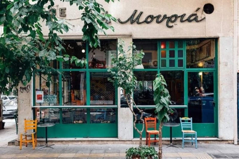 Η Μουριά των Εξαρχείων. Συλλογή υπογραφών για τη διάσωσή της