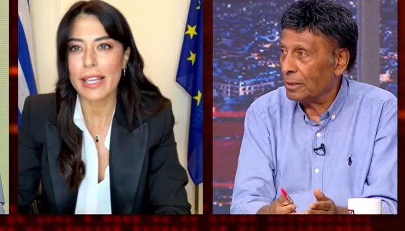 Η Αφροδίτη Λατινοπούλου και η "Σκιά" του Καρλ Γιουνγκ