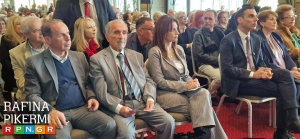 Όπου γάμος και χαρά η Βασίλω πρώτη